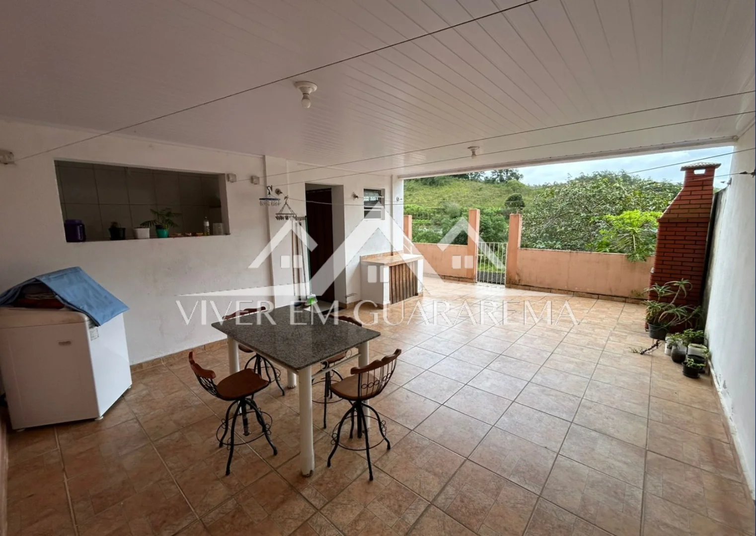 CASA À VENDA NO BAIRRO IPIRANGA — Miniatura 2
