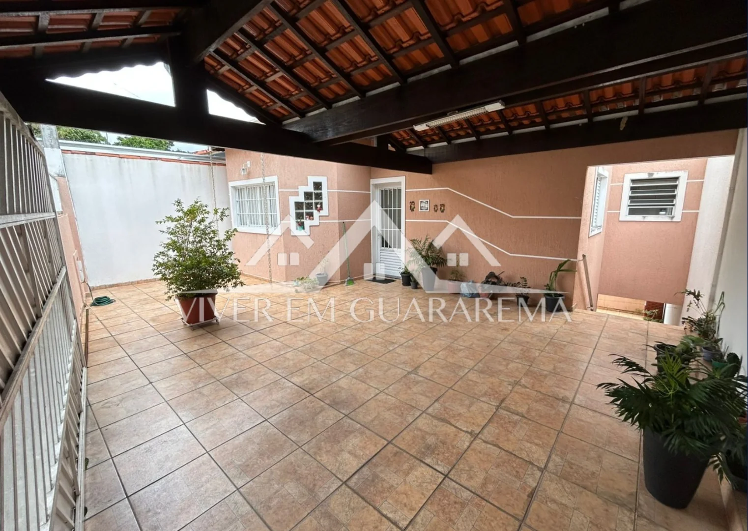 CASA À VENDA NO BAIRRO IPIRANGA