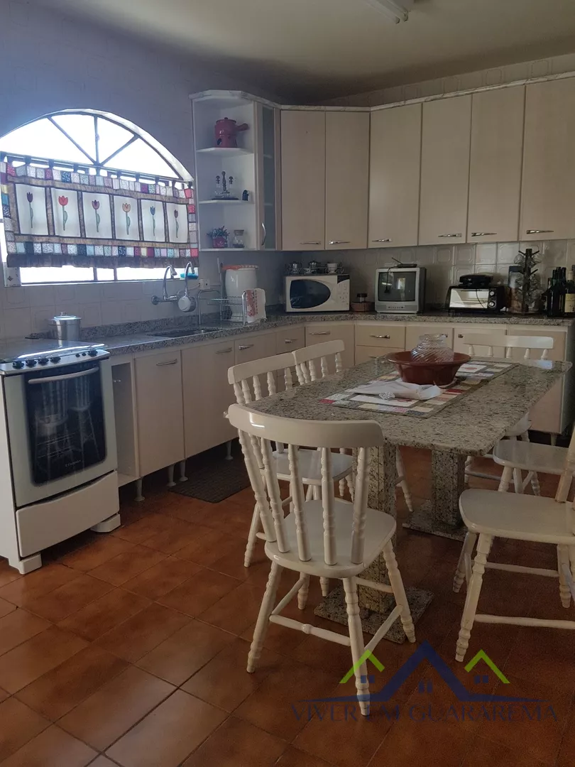 CASA À VENDA NO CENTRO DE GUARAREMA — Miniatura 5