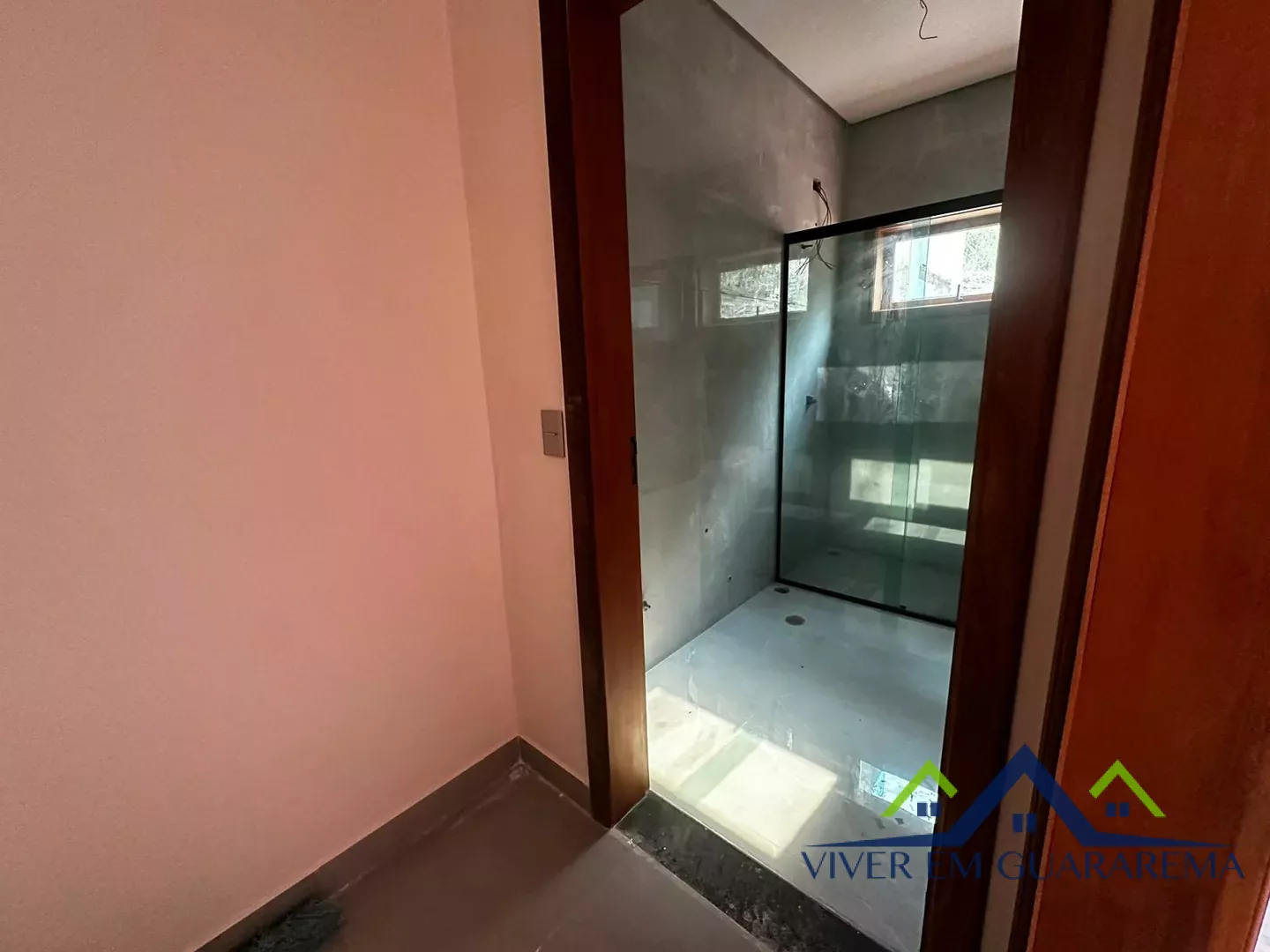 LINDA CHÁCARA COM VISTA PRIVILEGIADA EM FASE FINAL DE ACABAMENTO — Miniatura 16