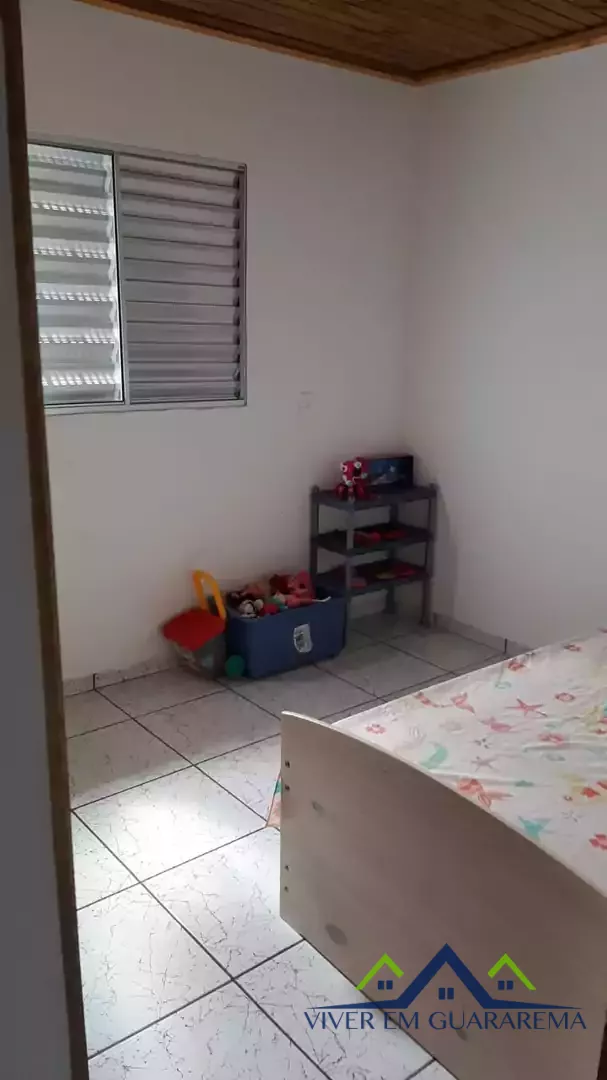 3 CASAS NO MESMO TERRENO NO CENTRO DE GUARAREMA — Miniatura 23
