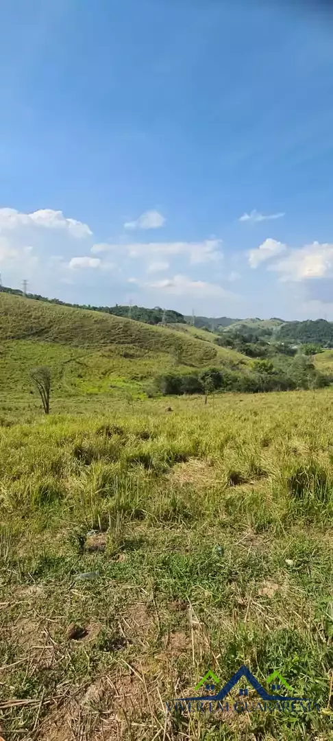 TERRENOS EM FRENTE AO CONDOMÍNIO ALPES