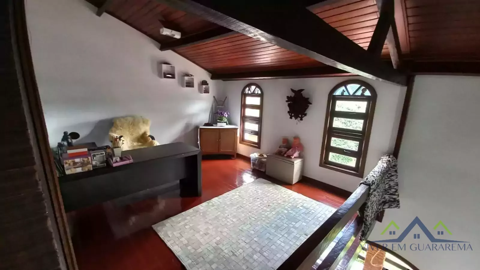 CASA À VENDA NO BAIRRO VALPARAÍBA — Miniatura 11