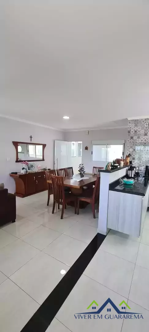 AMPLA E BELA CASA PRÓXIMO AO CENTRO — Miniatura 8