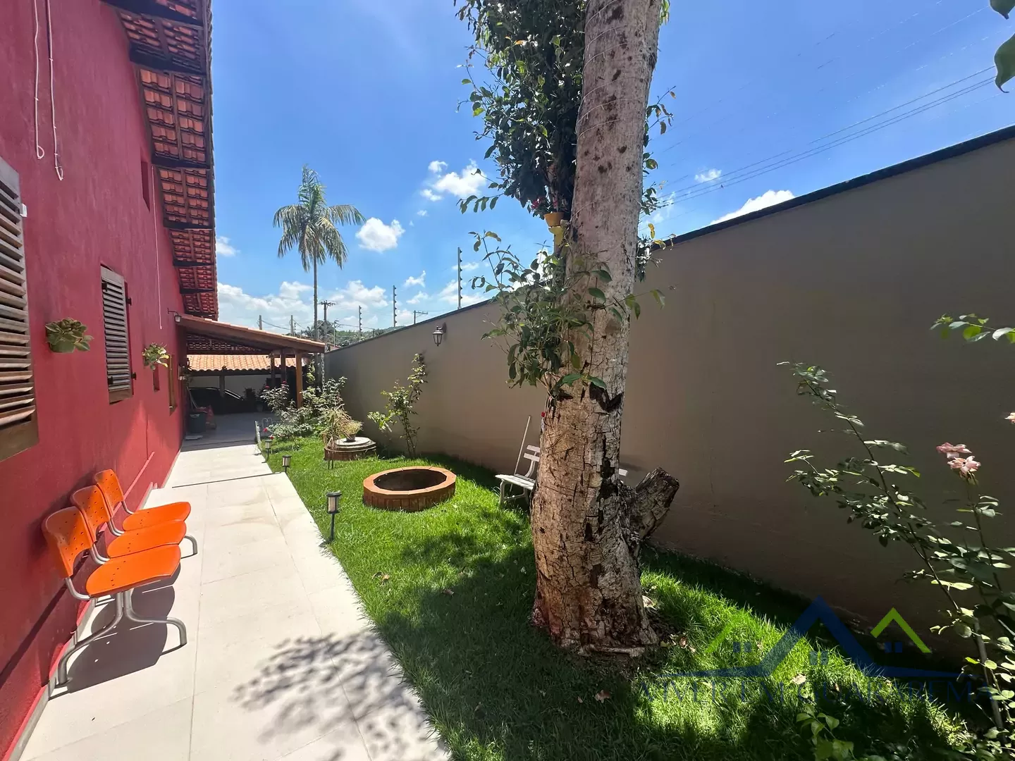 CASA TÉRREA COM PISCINA NO BAIRRO D’AJUDA — Miniatura 22
