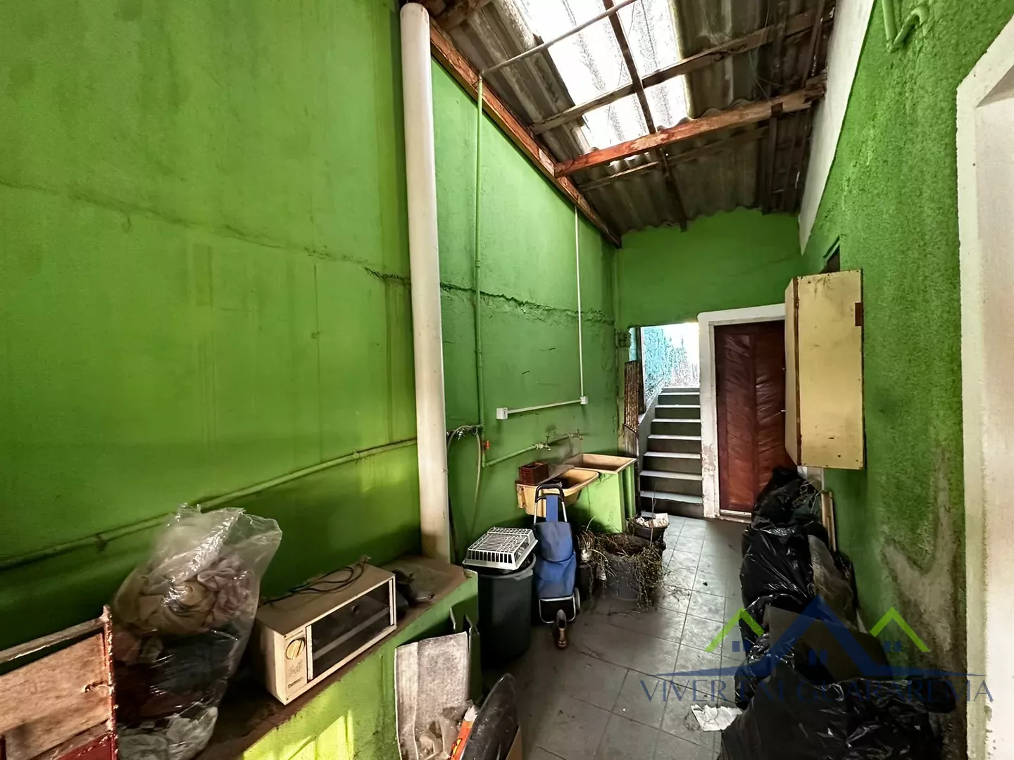 CASA PRÓXIMO AO CENTRO COM PONTO COMERCIAL — Miniatura 8