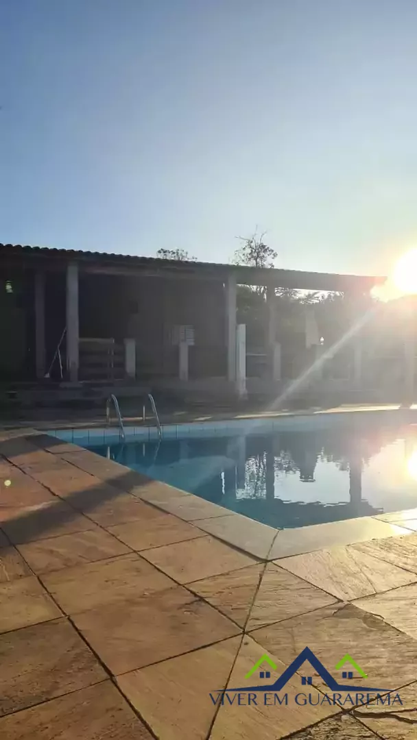 CHÁCARA DENTRO DE CONDOMÍNIO À VENDA