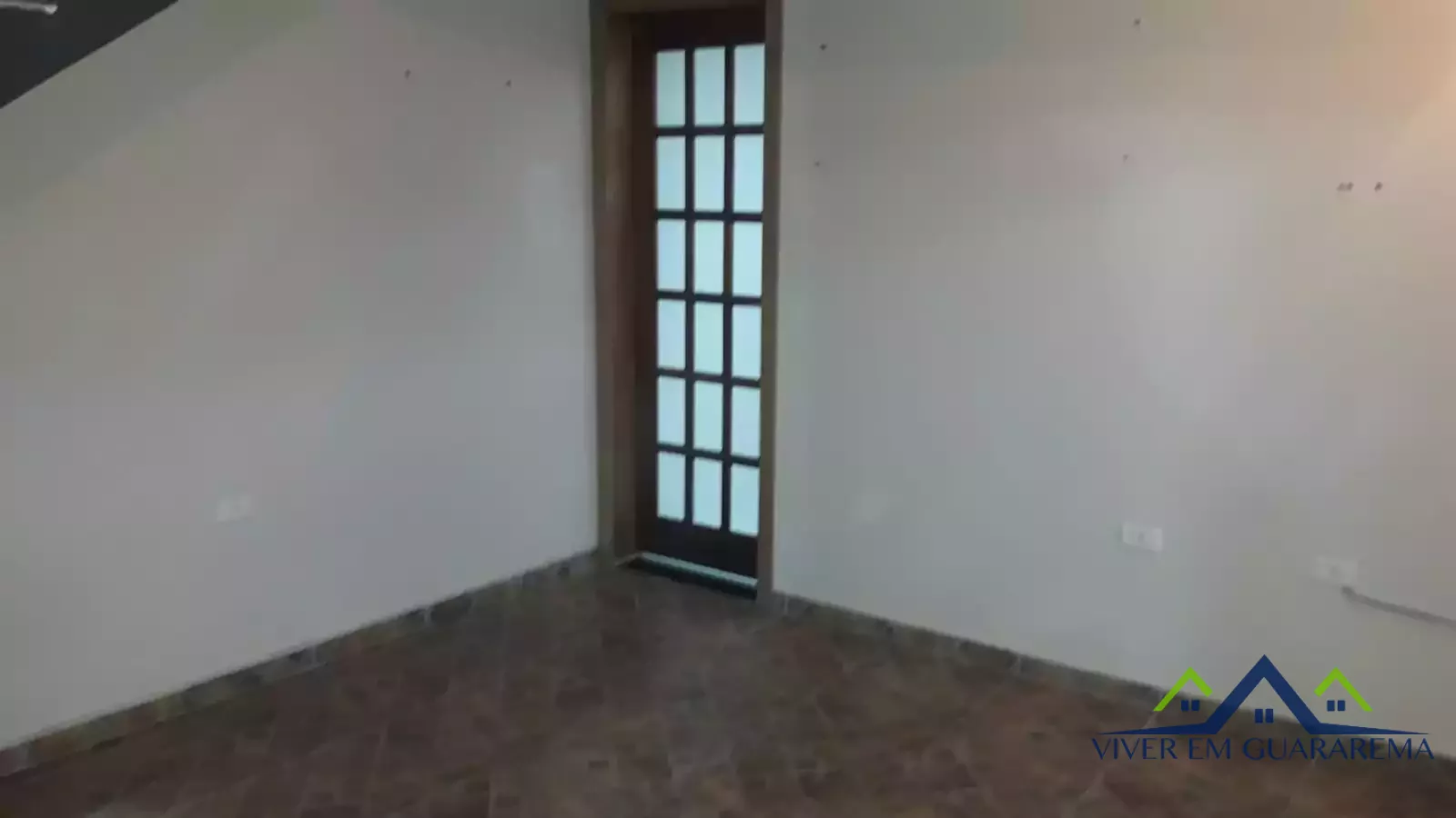 CASA COM PONTO COMERCIAL PARA INVESTIMENTO — Miniatura 13