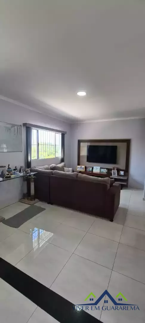 AMPLA E BELA CASA PRÓXIMO AO CENTRO — Miniatura 7
