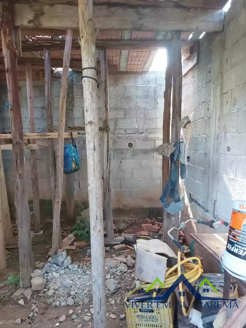 TERRENO COM PEQUENA CASA SEMI-PRONTA — Miniatura 12