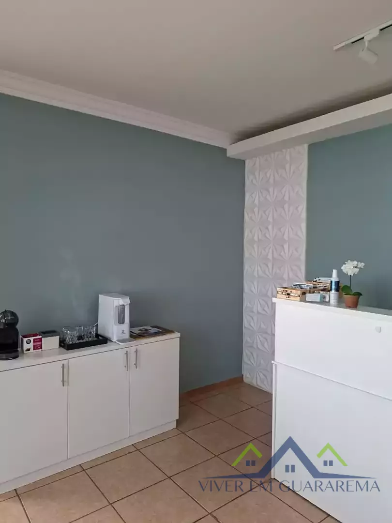 EXCELENTE CASA TÉRREA NO CORAÇÃO DA CIDADE — Miniatura 4