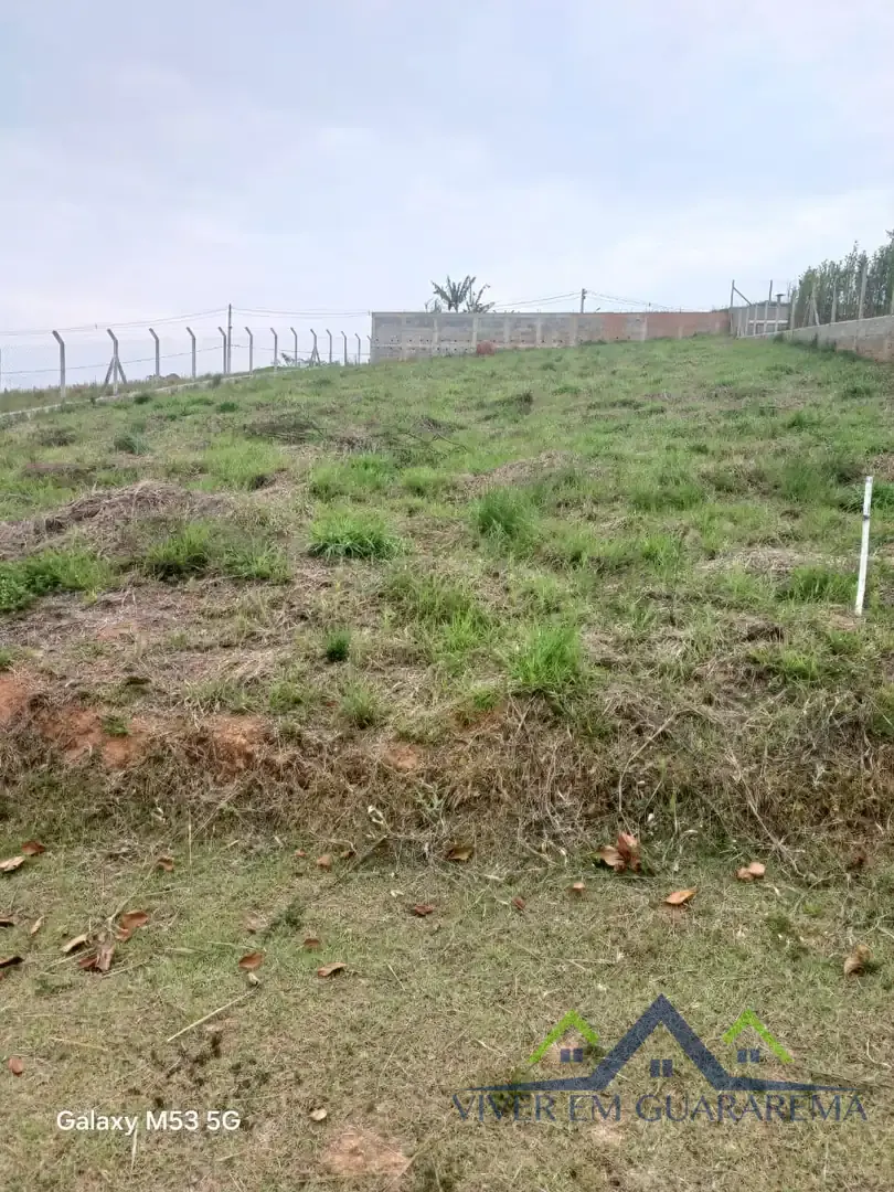 TERRENO À VENDA NO CONDOMÍNIO GUARAREMA HILLS