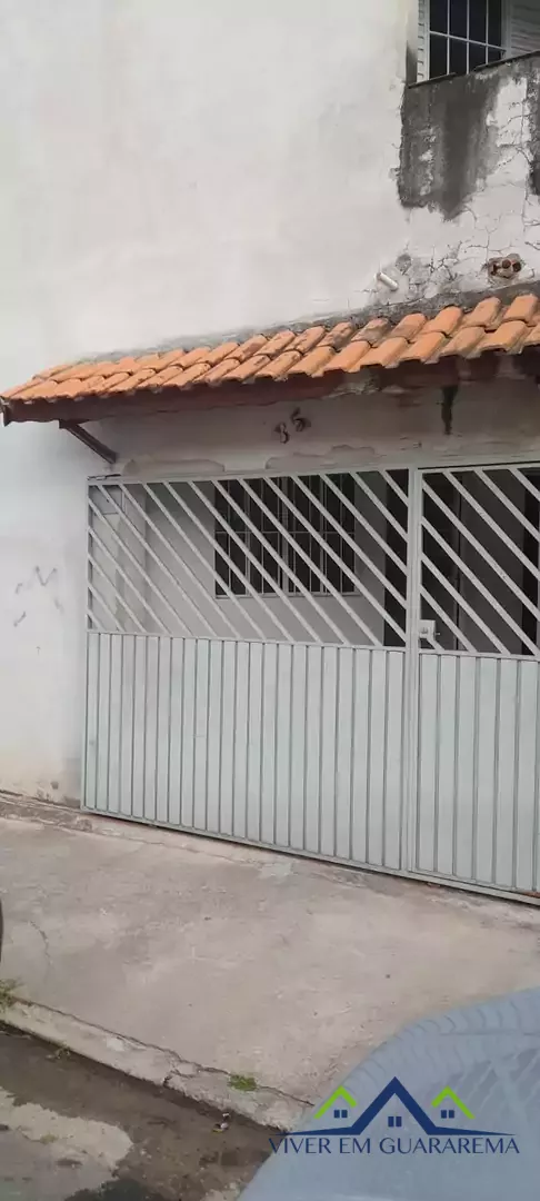 2 CASAS À VENDA NO MESMO TERRENO NO BAIRRO IPIRANGA