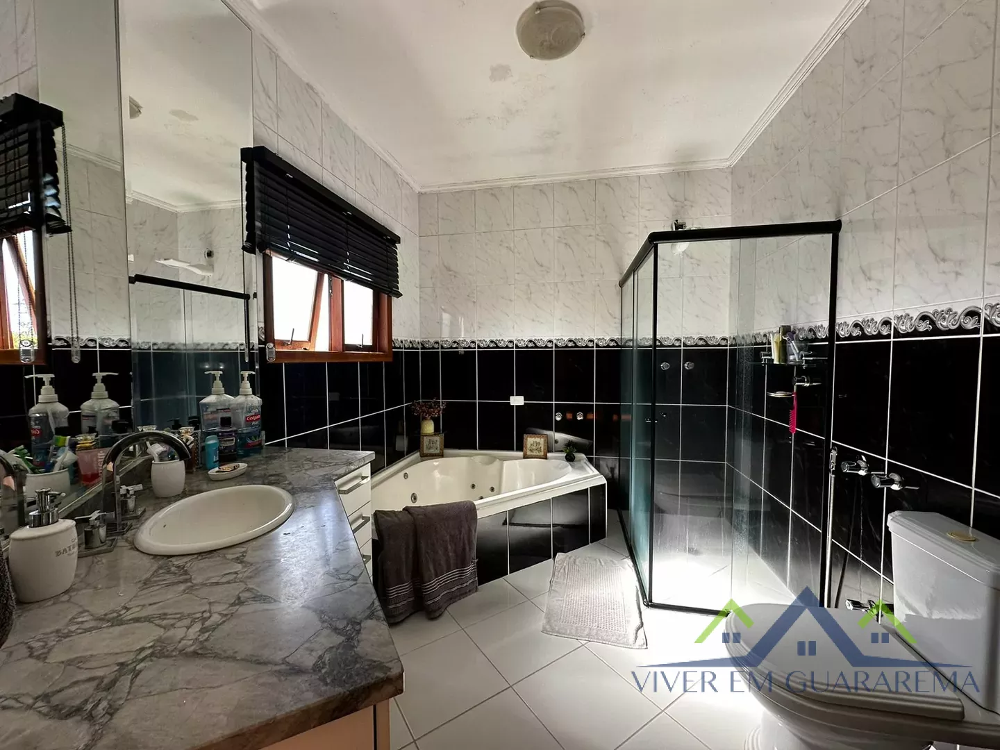 CASA ESPETACULAR EM CONDOMÍNIO DE ALTO PADRÃO — Miniatura 20