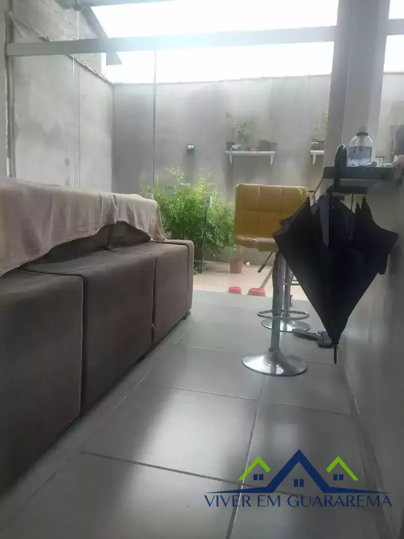 CASA COM SALÃO COMERCIAL SEMI PRONTO À VENDA NO CENTRO DA CIDADE DE GUARAREMA — Miniatura 3