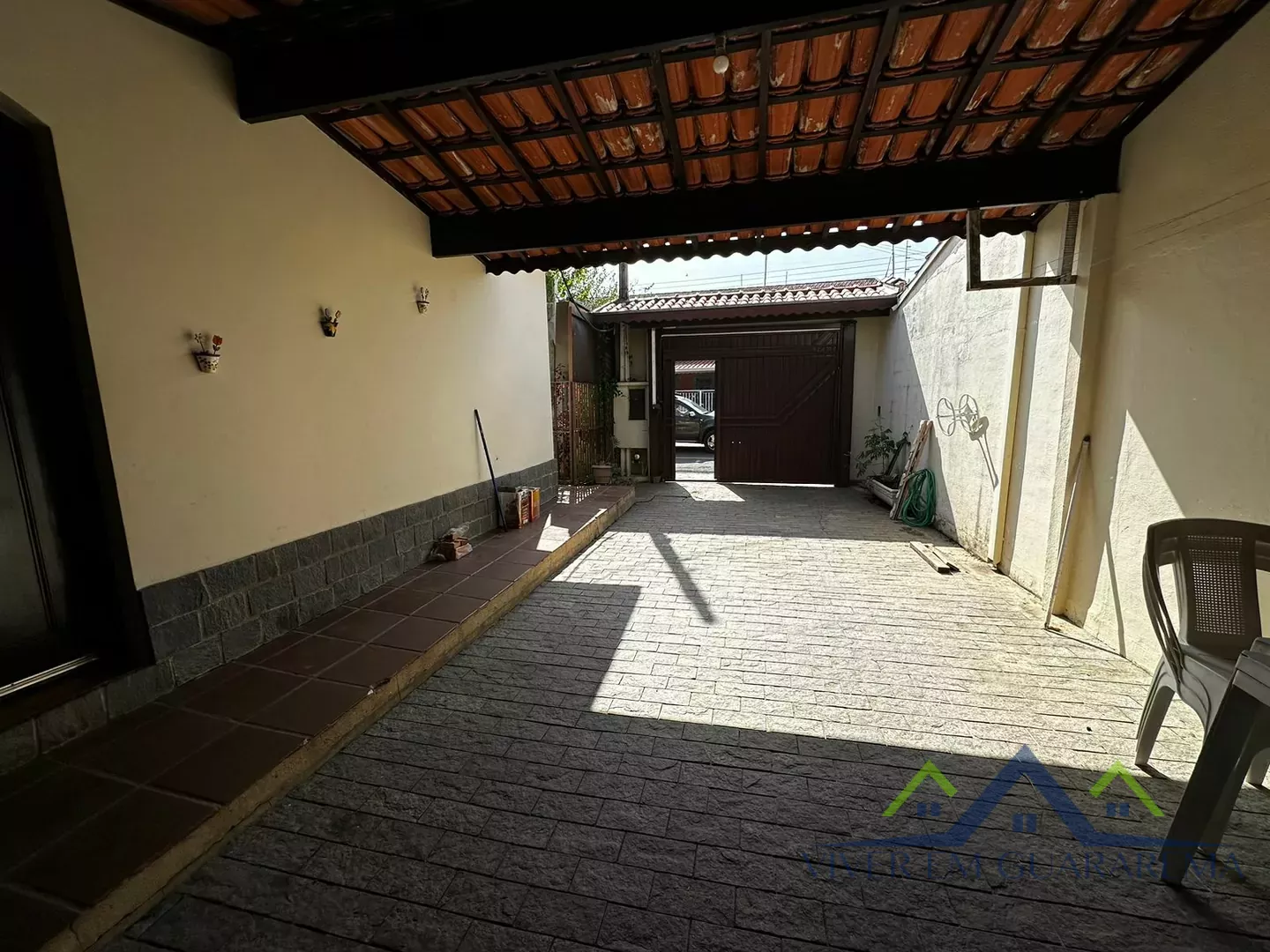 CASA NO ITAPEMA — Miniatura 13