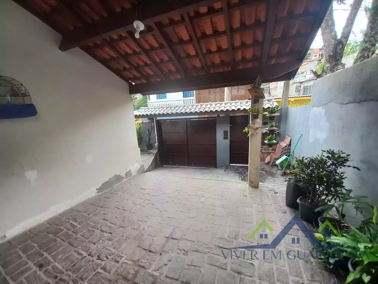 CASA EM SANTA BRANCA — Miniatura 19