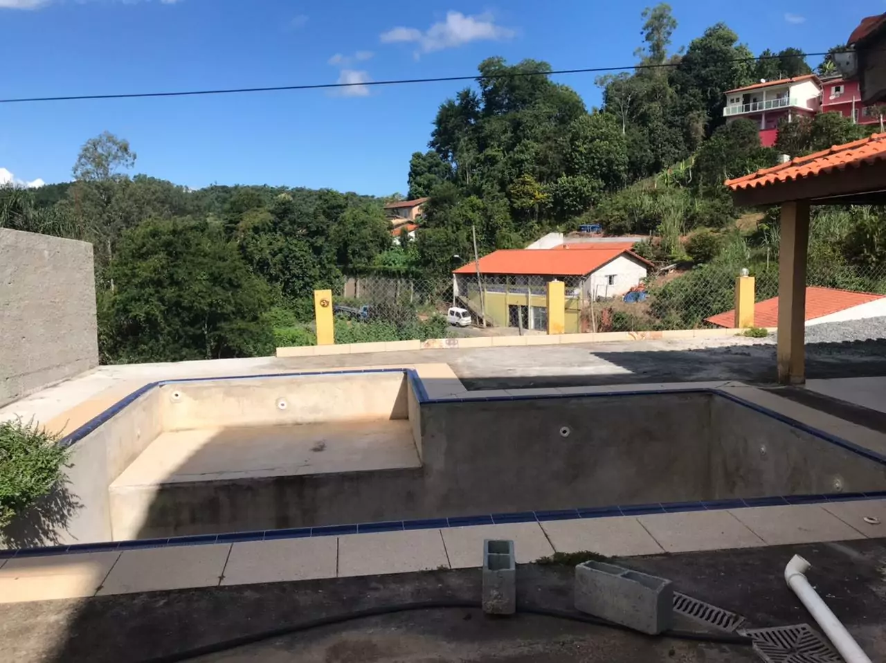 CASA NO BAIRRO VALE DOS EUCALIPTOS — Miniatura 36