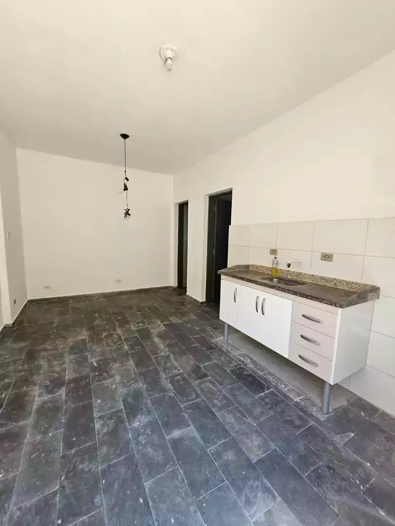 PRÉDIO COM PONTO COMERCIAL, CASA + EDÍCULA — Miniatura 8