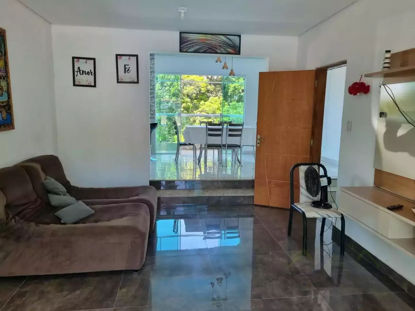 CASA COM PISCINA À VENDA NO COSTÃO — Miniatura 5