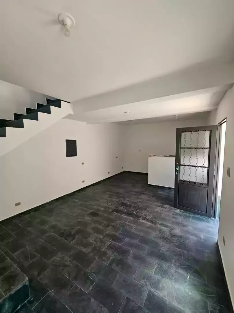 PRÉDIO COM PONTO COMERCIAL, CASA + EDÍCULA — Miniatura 24