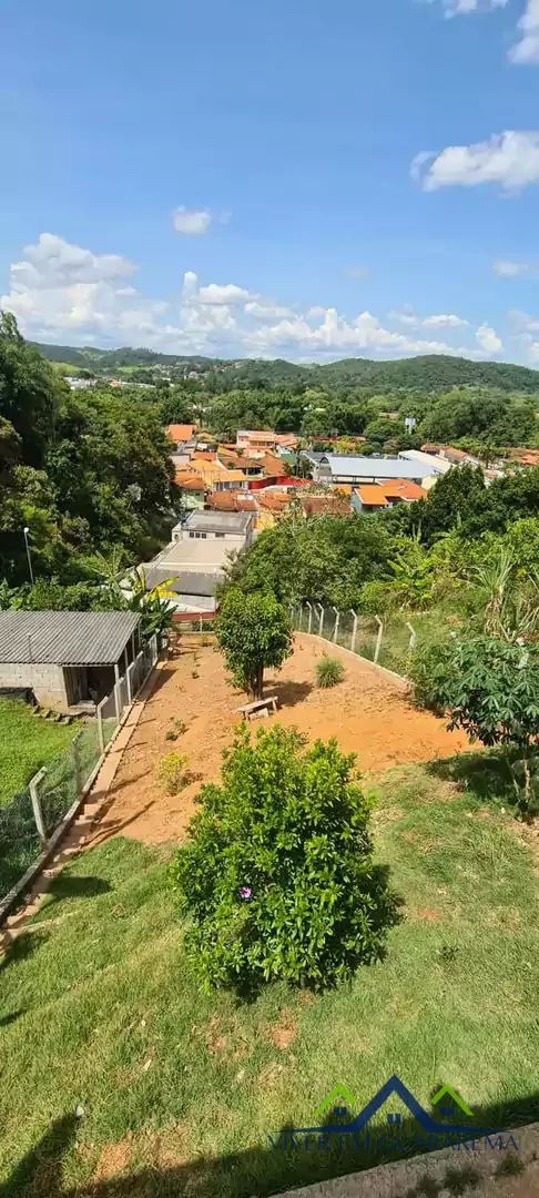 AMPLA E BELA CASA PRÓXIMO AO CENTRO — Miniatura 16