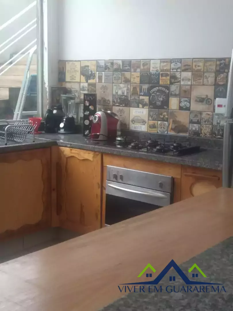 CASA COM SALÃO COMERCIAL SEMI PRONTO À VENDA NO CENTRO DA CIDADE DE GUARAREMA — Miniatura 5