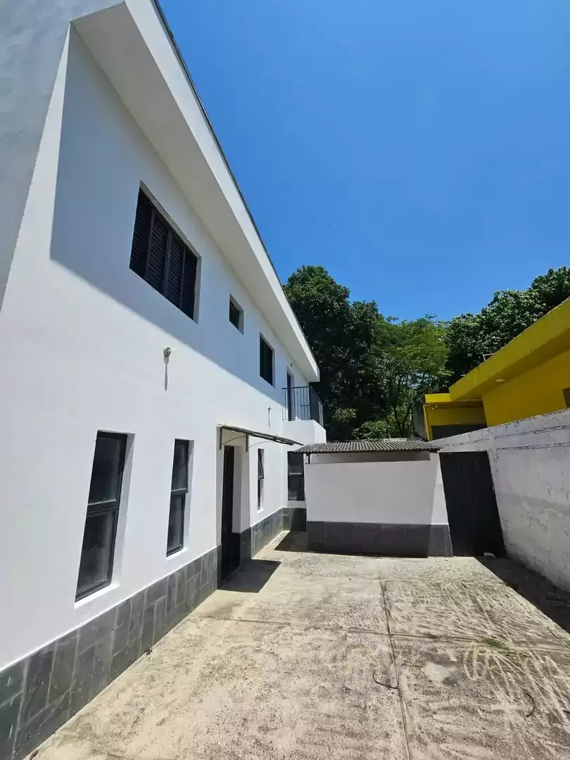 PRÉDIO COM PONTO COMERCIAL, CASA + EDÍCULA — Miniatura 20