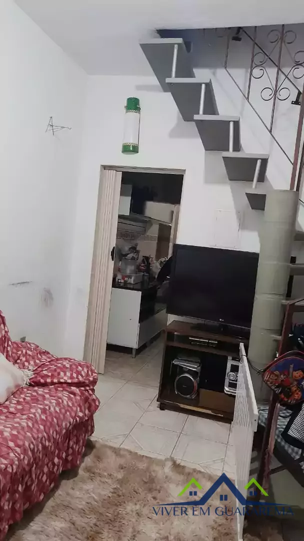 CASA À VENDA NO CENTRO DE GUARAREMA — Miniatura 6