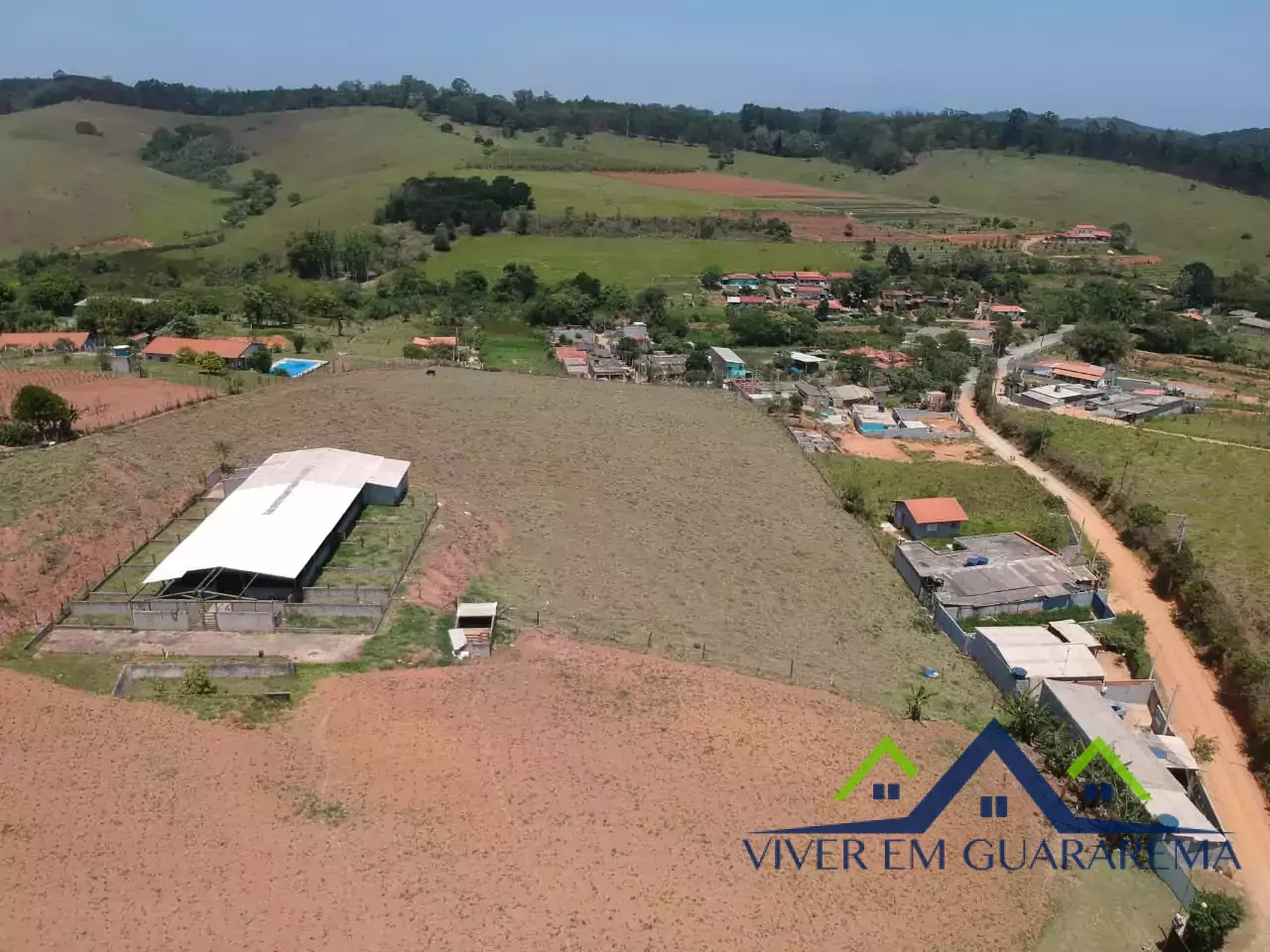 LINDO SÍTIO DE 1 ALQUEIRES PRONTO PARA MORAR — Miniatura 16