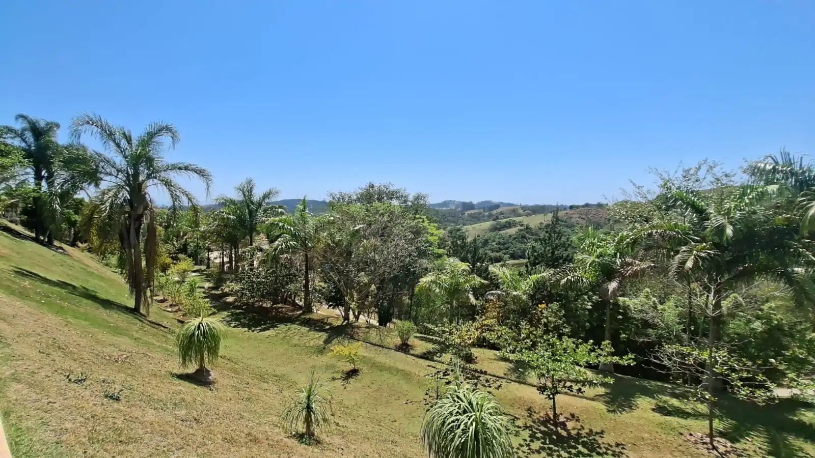 CASA À VENDA NO CONDOMÍNIO GRANJA VIRGINIA — Miniatura 23