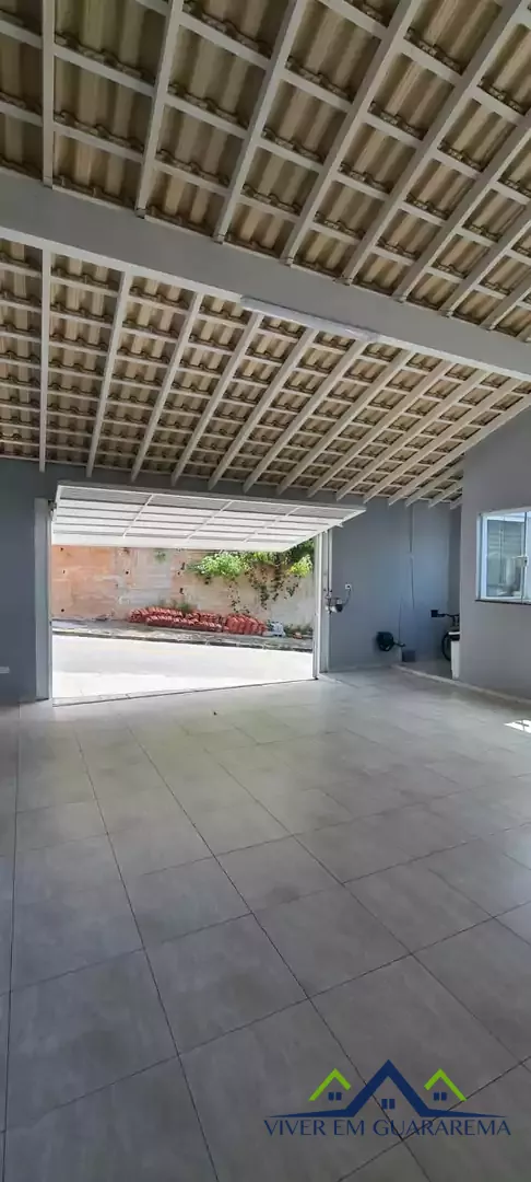 AMPLA E BELA CASA PRÓXIMO AO CENTRO — Miniatura 2