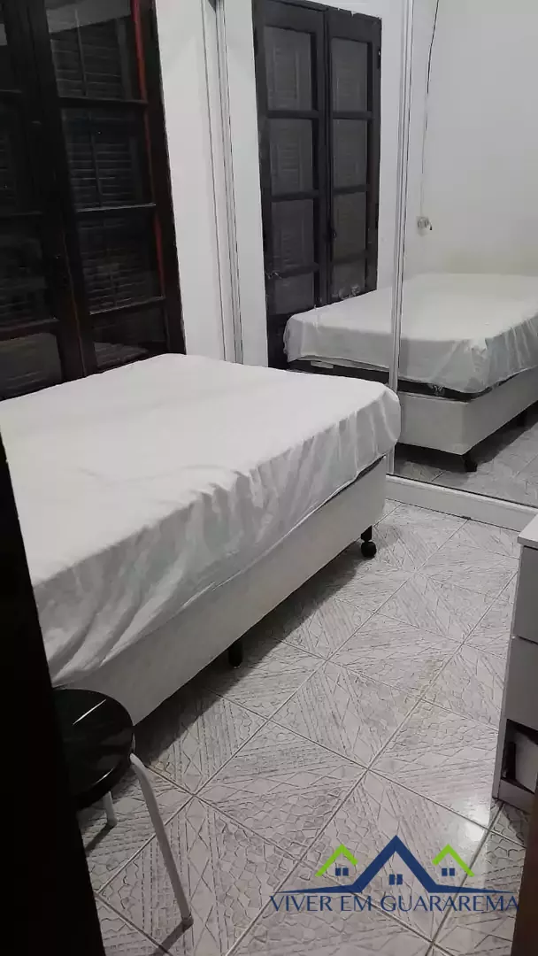 CASA À VENDA NO CENTRO DE GUARAREMA — Miniatura 9