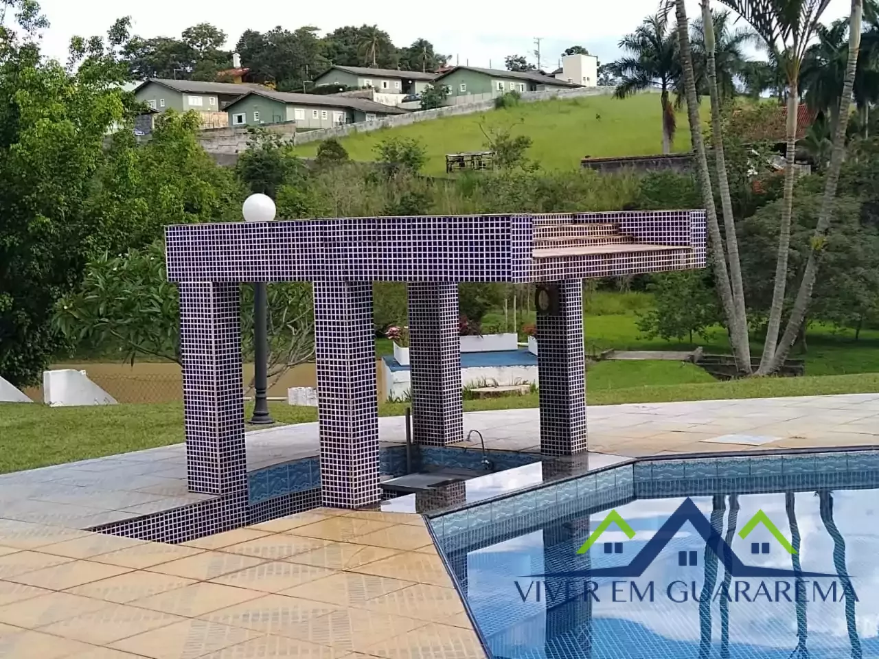 LINDA CHÁCARA EM TERRENO PLANO — Miniatura 27