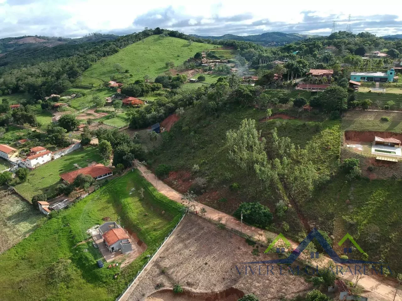 TERRENO NO CONDOMÍNIO SÃO MIGUEL