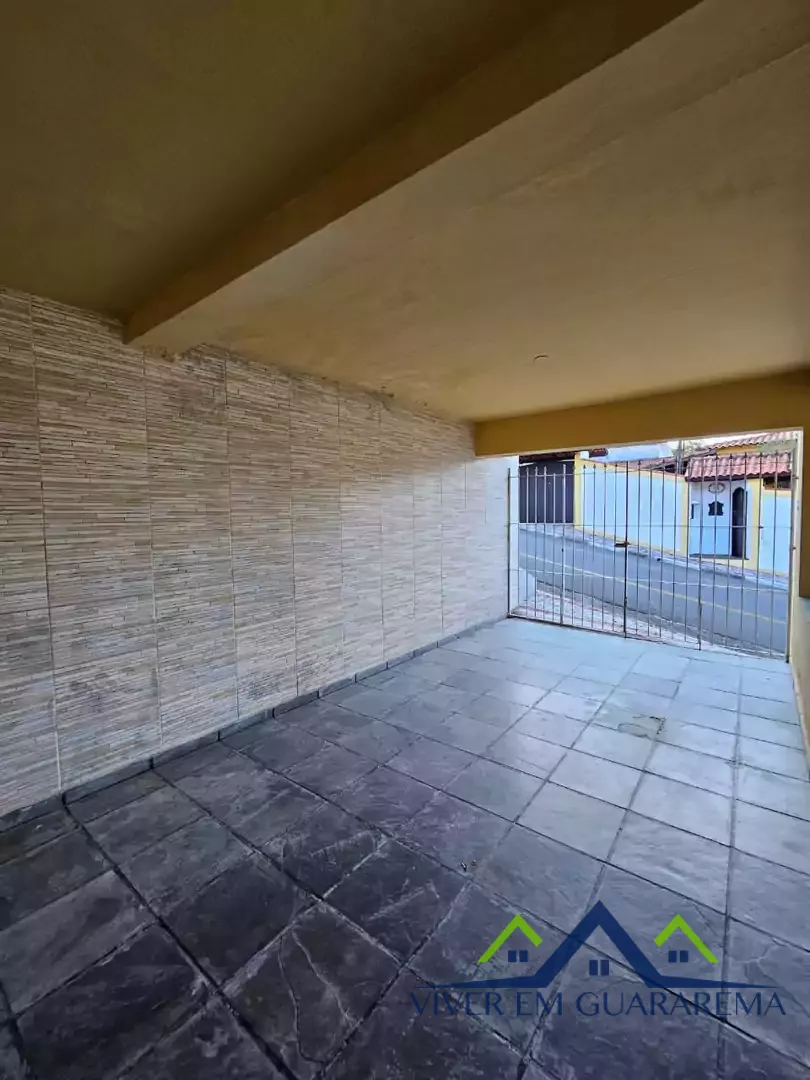 CASA TÉRREA NO CENTRO DE GUARAREMA — Miniatura 13