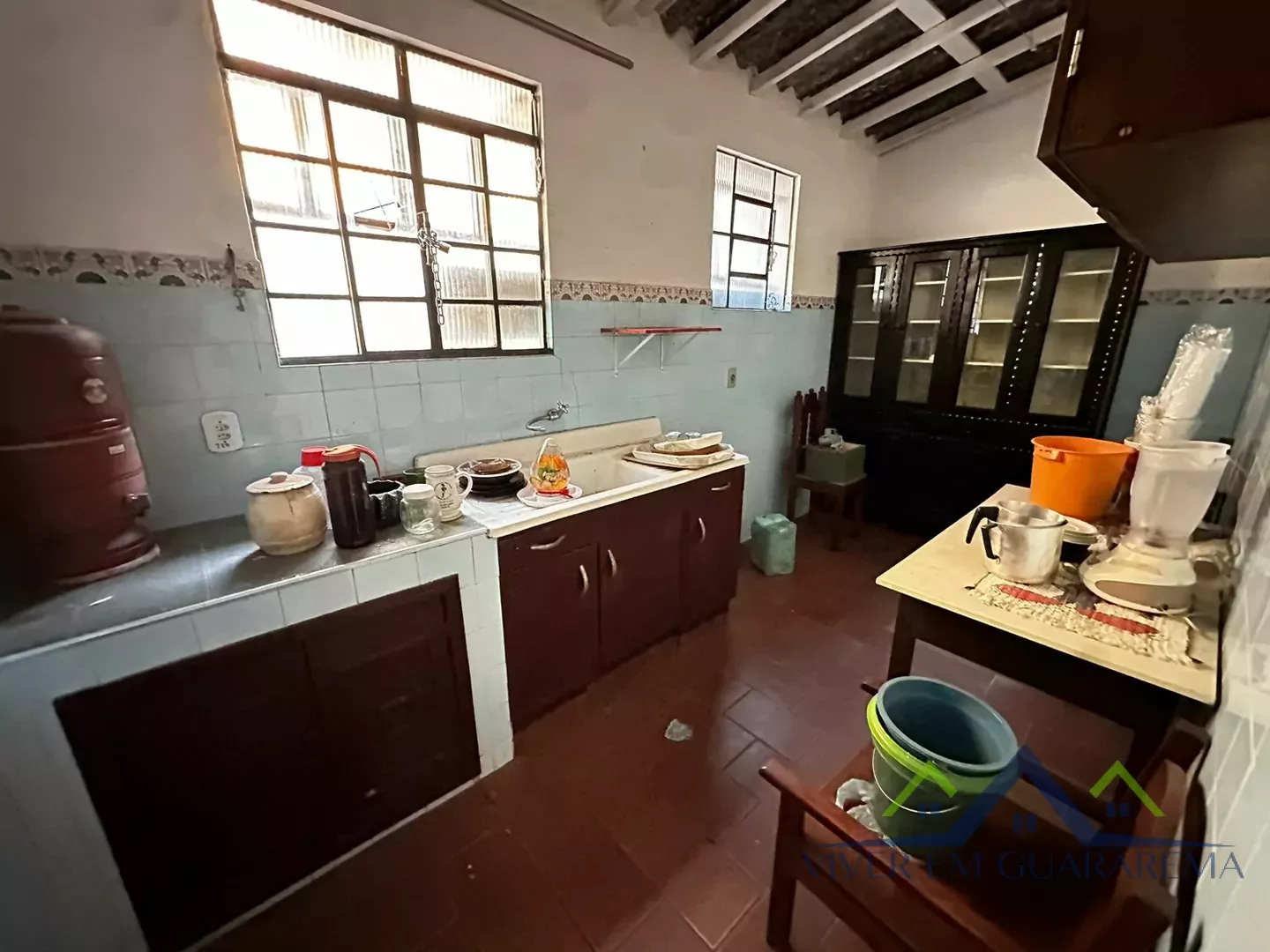 CASA PRÓXIMO AO CENTRO COM PONTO COMERCIAL — Miniatura 3