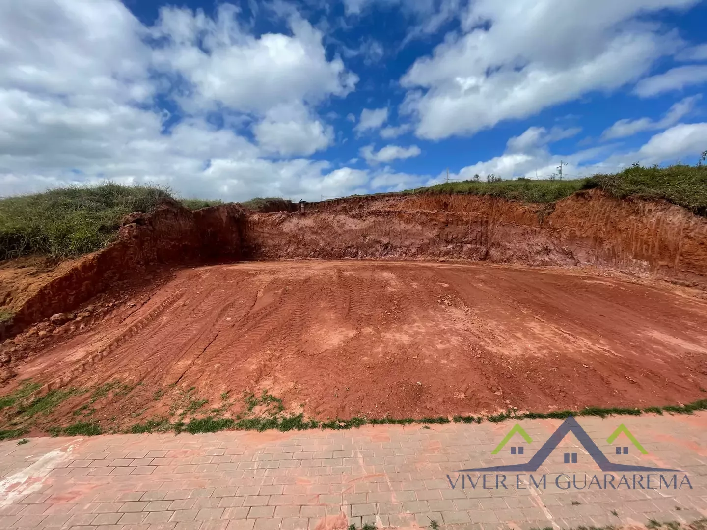 TERRENO À VENDA NO RESIDENCIAL PORTAL DE GUARAREMA — Miniatura 2