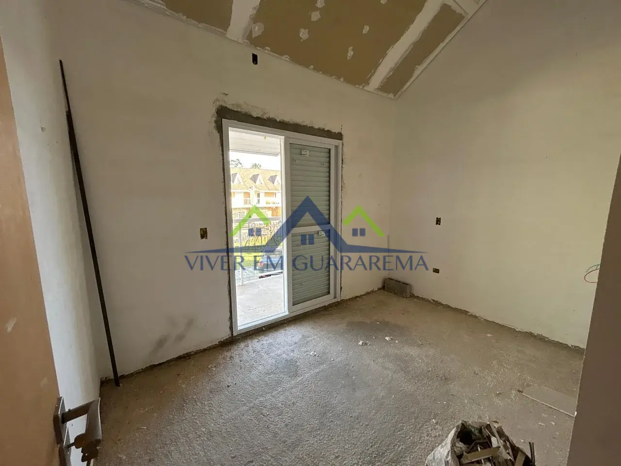 CASA EM CONDOMÍNIO PRONTA PARA RECEBER ACABAMENTO — Miniatura 13