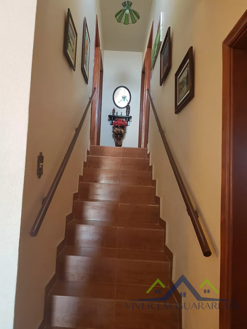 CASA À VENDA NO CENTRO DE GUARAREMA — Miniatura 7