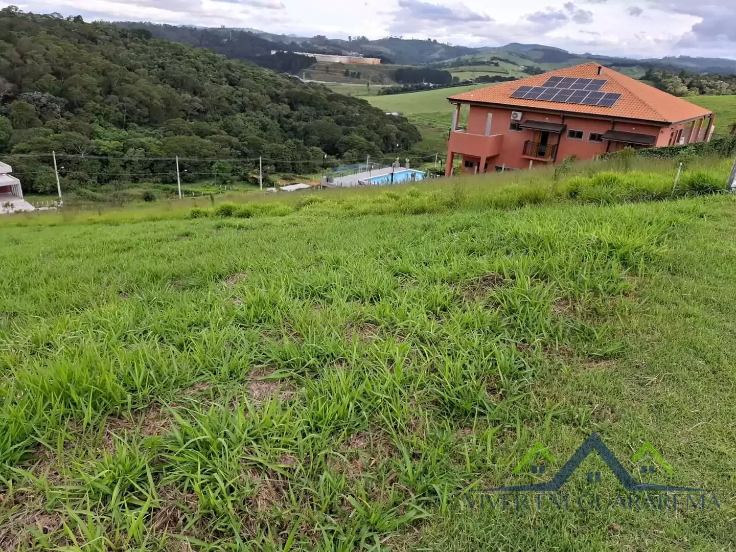 LOTES À VENDA NO RESIDENCIAL GUARAREMA HILLS — Miniatura 2