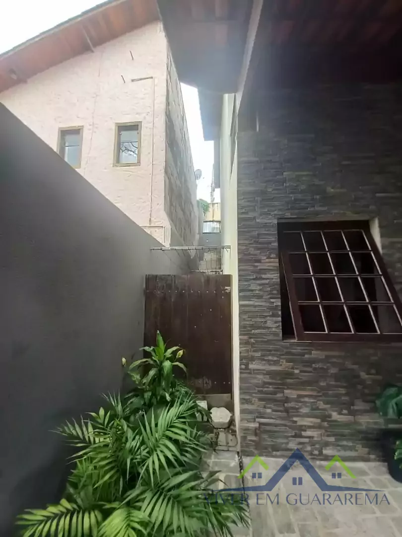 CASA EM SANTA BRANCA — Miniatura 21