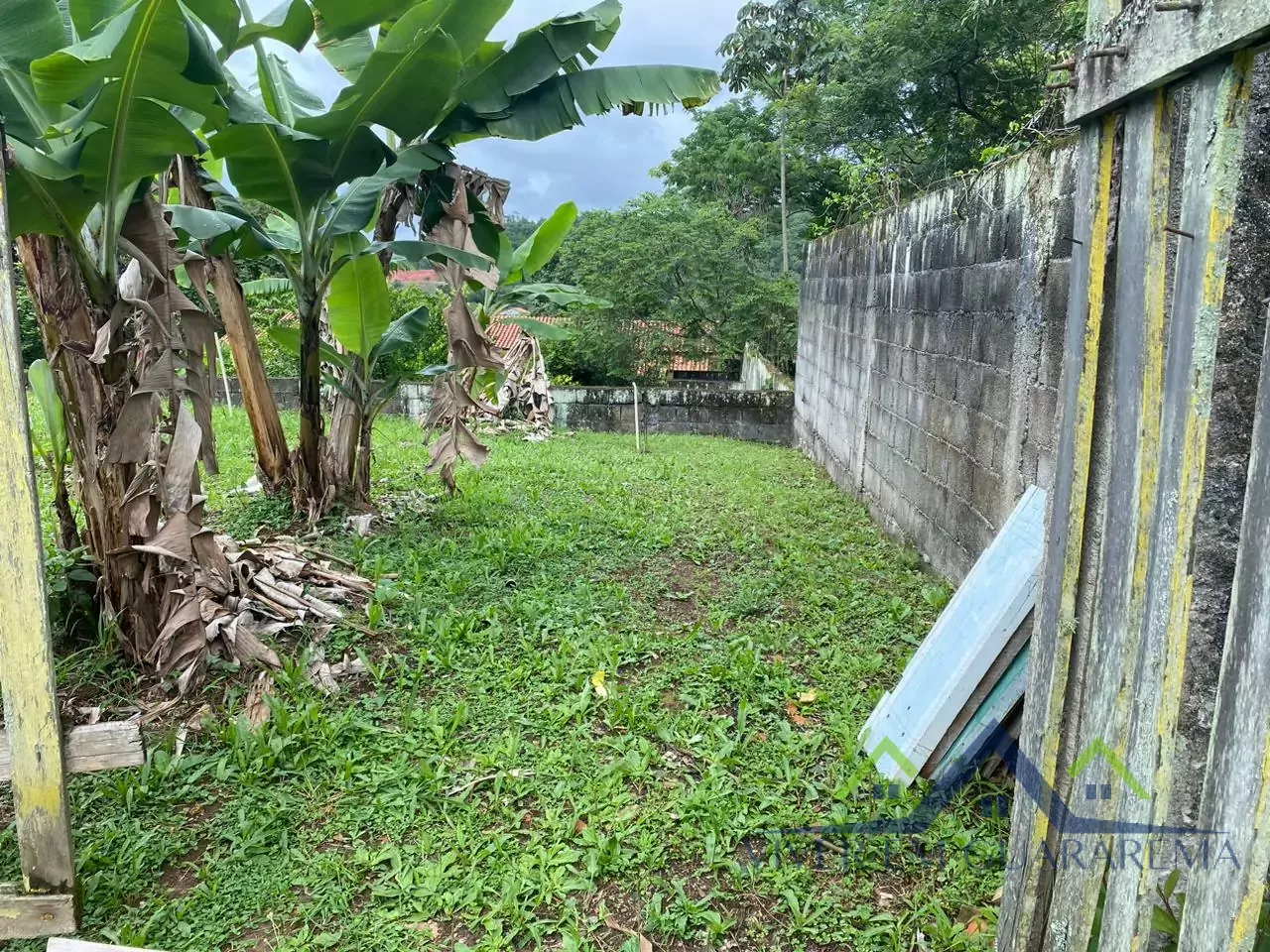TERRENO COM EDÍCULA NO BAIRRO JARDIM ITAPEMA — Miniatura 14