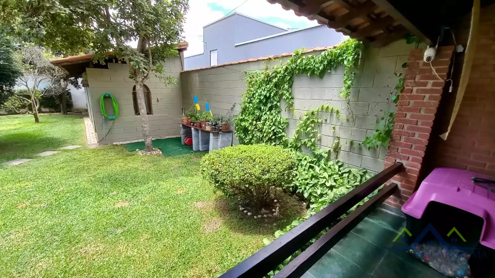 CASA À VENDA NO BAIRRO VALPARAÍBA — Miniatura 27