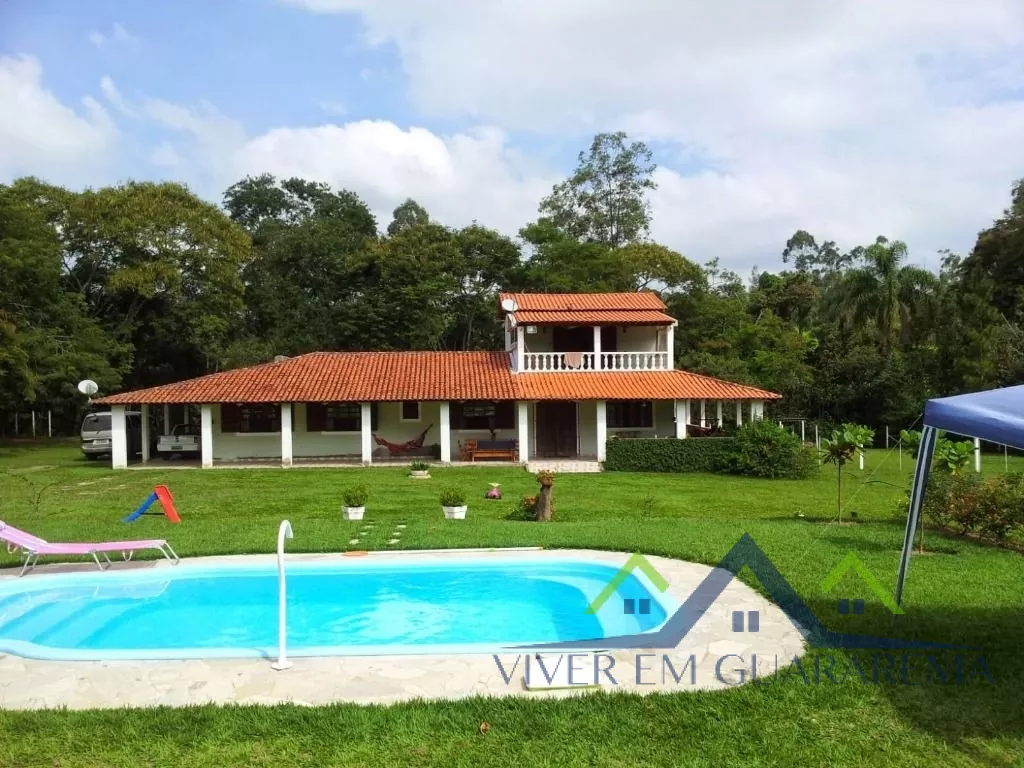 LINDA CHÁCARA NA DIVISA GUARAREMA COM JACAREÍ