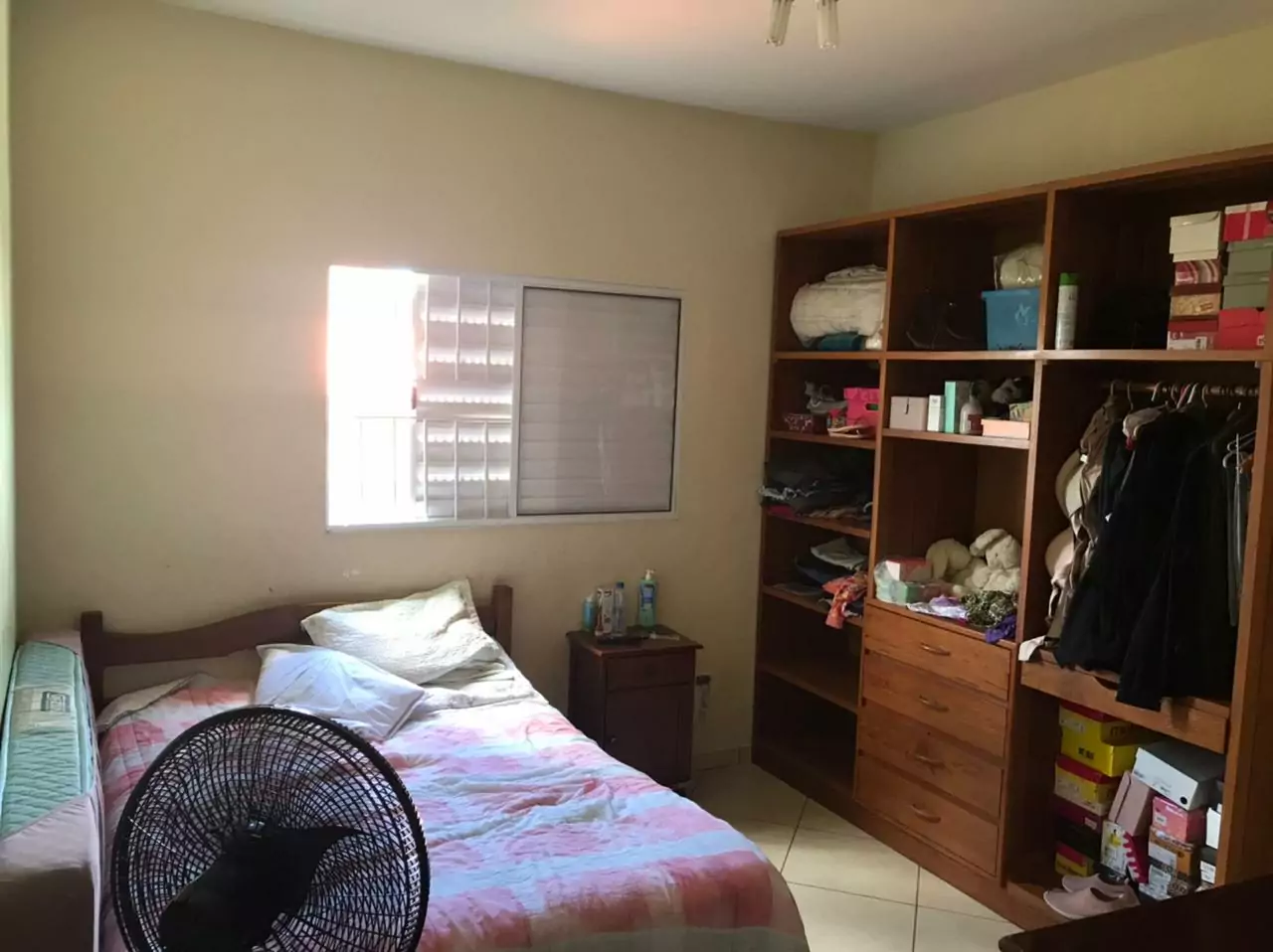 CASA NO BAIRRO VALE DOS EUCALIPTOS — Miniatura 23