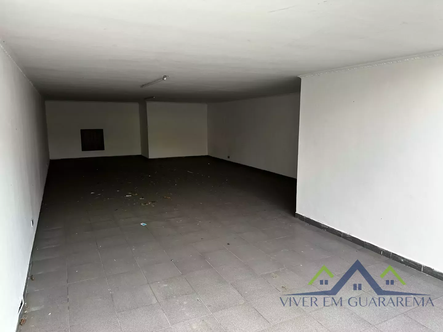 SOBRADO À VENDA NO CENTRO DE GUARAREMA — Miniatura 19