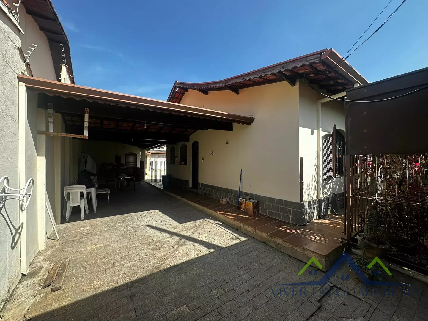 CASA NO ITAPEMA — Miniatura 14