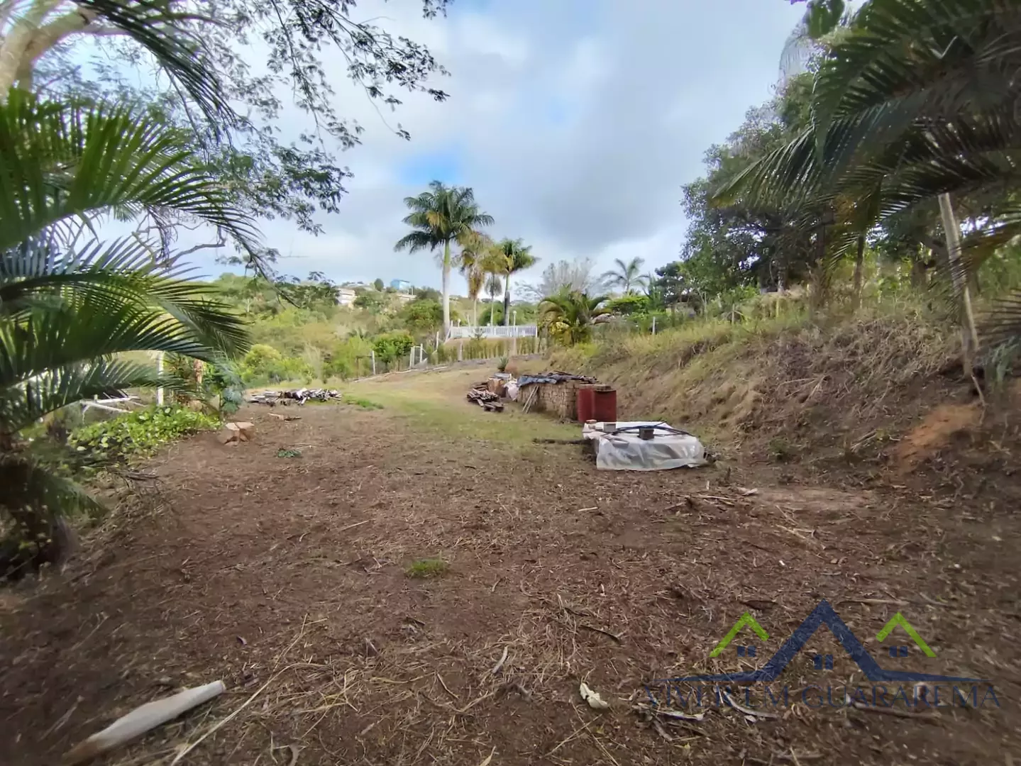 TERRENO NO CONDOMÍNIO RESIDENCAL GRANJA VIRGÍNIA — Miniatura 2