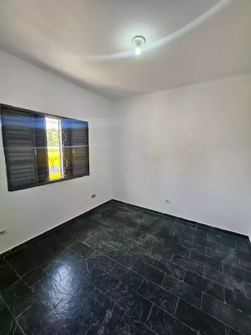 PRÉDIO COM PONTO COMERCIAL, CASA + EDÍCULA — Miniatura 13